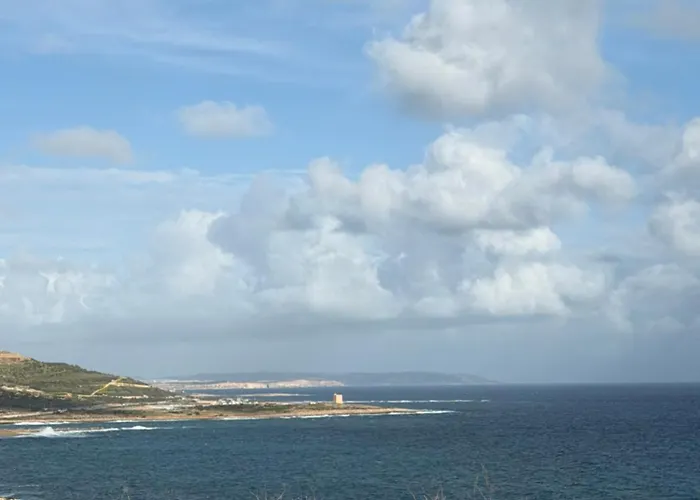 R3 Single With Shared Bathroom Habitación en casa particular *